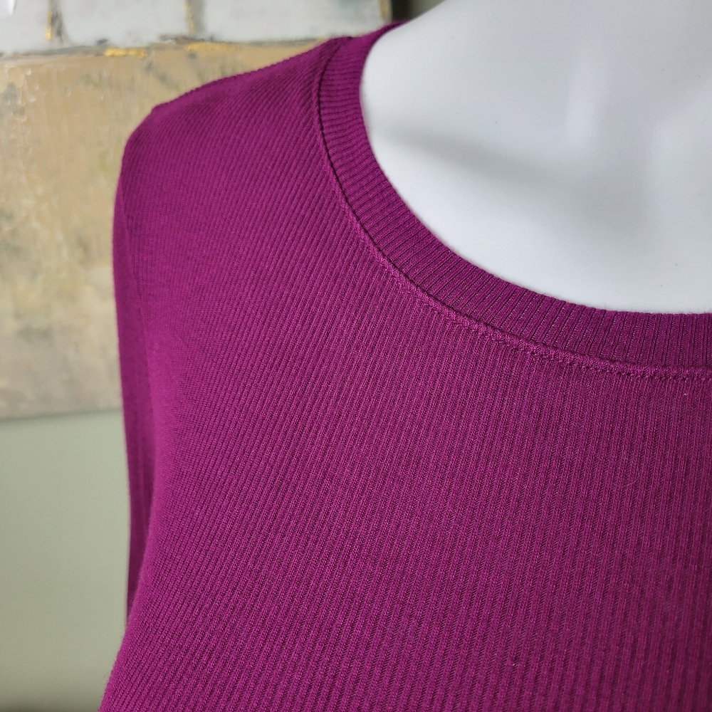 Old Navy Ribbed Knit Top - Picture 4 of 9